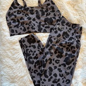 Wolf Leopard Print Sports Bra and Leggings Set